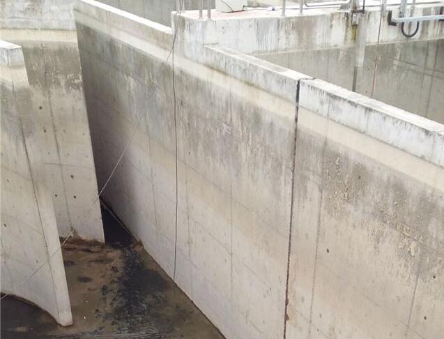 汙水處理廠水池漏水處理方法(汙水處理廠汙水池青青草原网址)