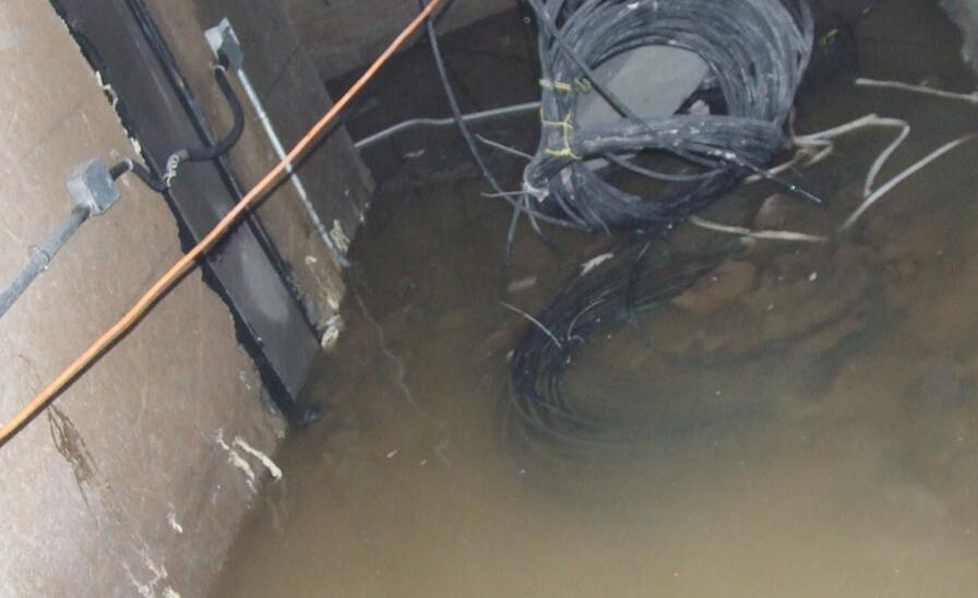 中国移动郑州分公司地下管廊堵漏工程