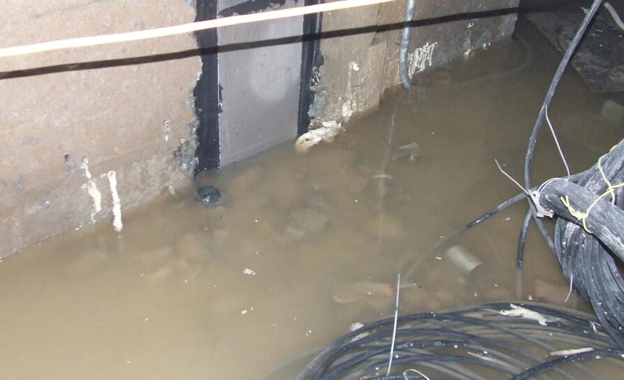 中国移动郑州分公司地下管廊堵漏工程