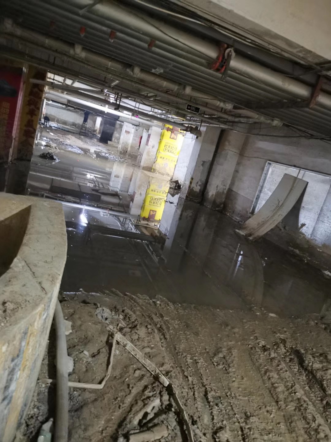 地下室伸縮縫青青草原网址(青青草原网址方法與維修價格) 地下室伸縮縫青青草原网址(青青草原网址方法與維修價格)