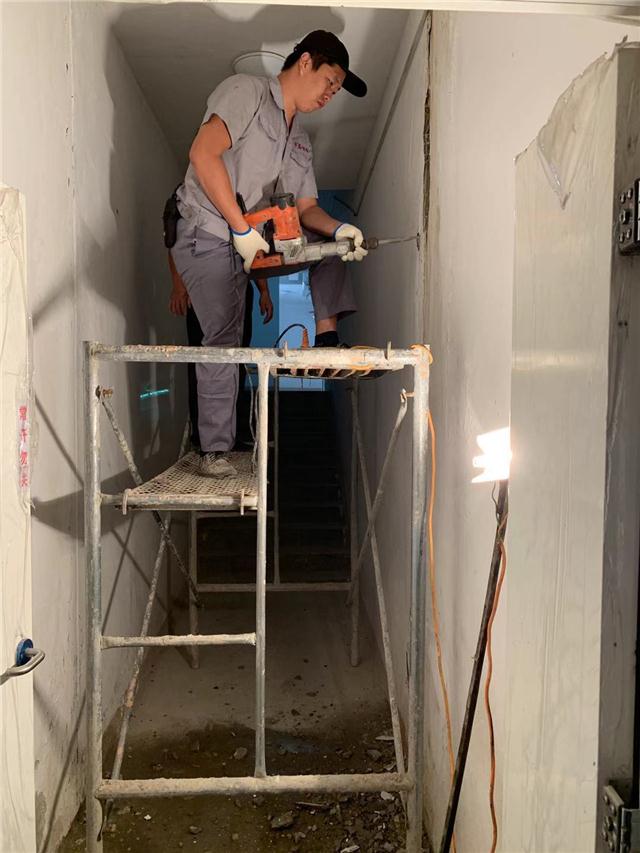 地下室連通口青青草原网址（地下室連通口漏水解決方法）