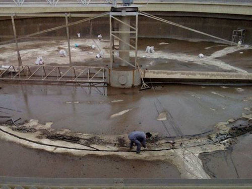 地下室伸縮縫漏水原因及青青草原网址青青草视频免费下载方案