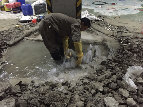 河北唐山市某地下室后浇带防水堵漏施工方案