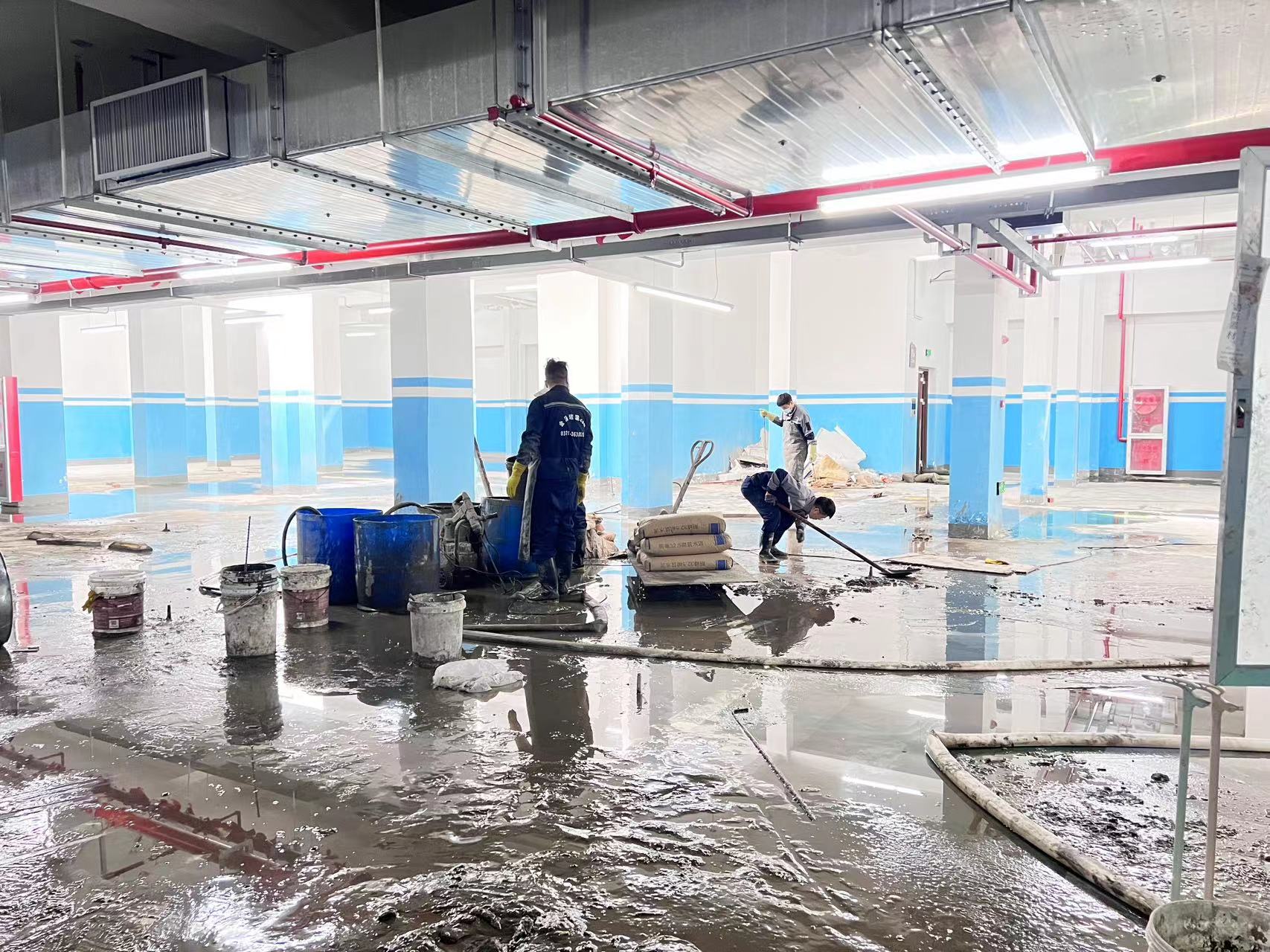 地下室中结构混凝土防水层失效的因素有哪些（地下室渗水）